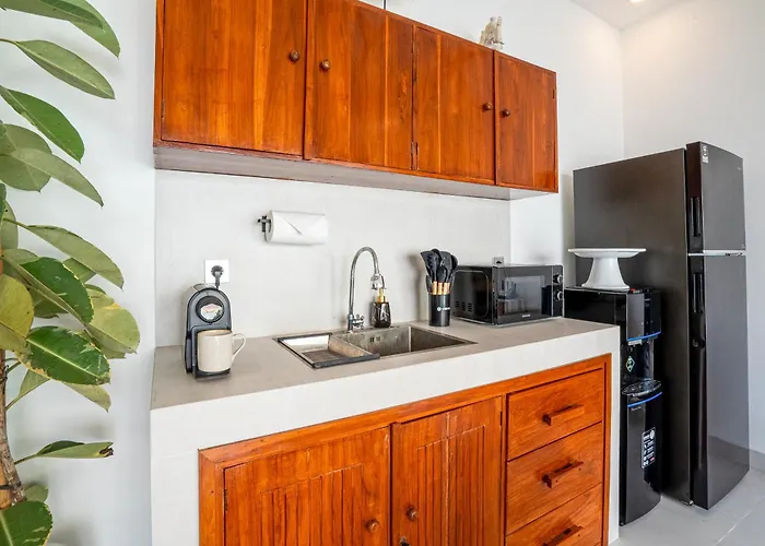 Cozy 2br Nara With Private Pool And Fitness Corner In -bali Seminyak
